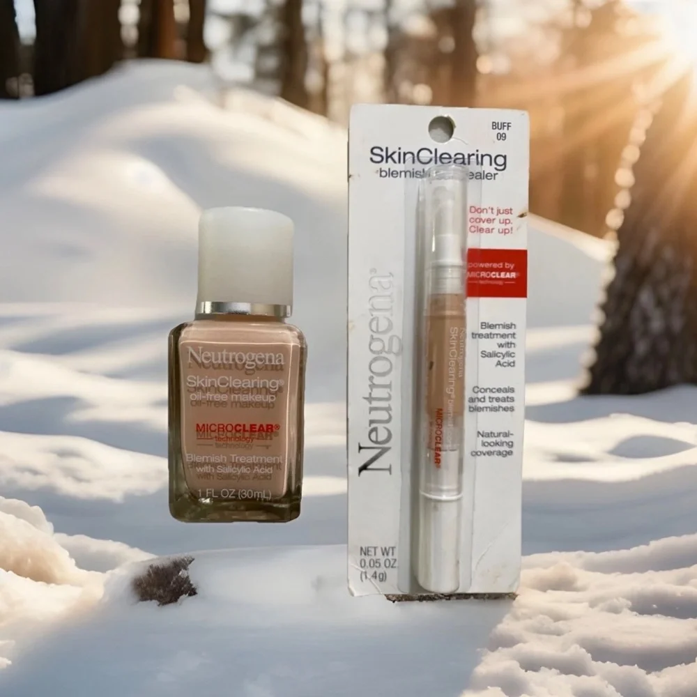 Neutrogena Skin Clearing Oil Free Foundation Acne w Salicylic + Blemish Conceale - Picture 2 of 2